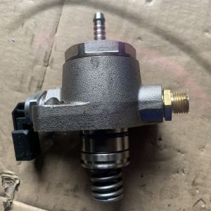 GOLF R S3 06L 127 027C HIGH PRESSURE PUMP DJH ENGINE LOW MILES