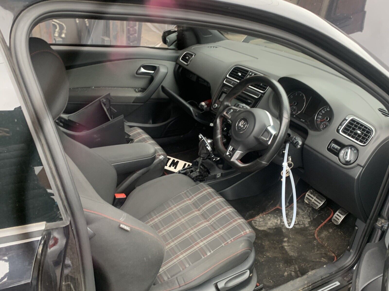 VW POLO GTI BREAKING CAVD DSG AUTO GEARBOX AIRBAGS DOOR_3 VW POLO GTI BREAKING CAVD DSG AUTO GEARBOX AIRBAGS DOOR