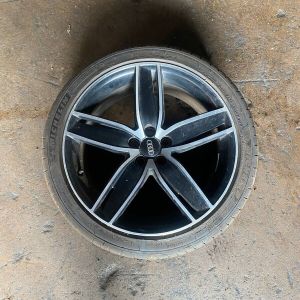 AUDI S1 8XA 601025P/J 18” ALLOY WHEELS WITH TYRES CLEAN 225/40/ZR18 7.5Jx18 37.5